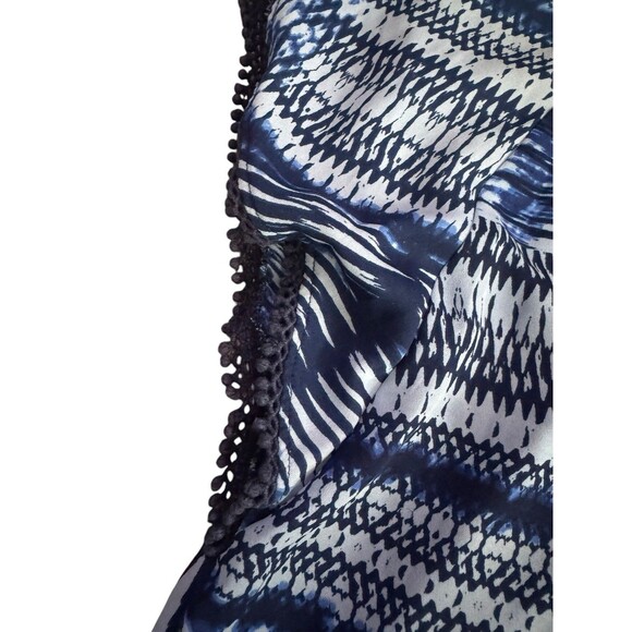 A.N.A  Blouse Blue Short Sleeve‎ Blue Pattern Flowy Polyester - Picture 2 of 10